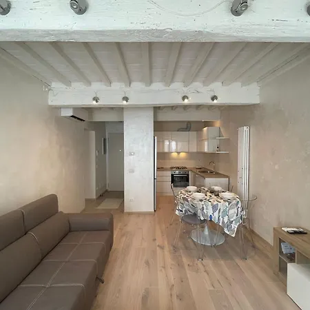 Marzocco 5 Apartment Pietrasanta